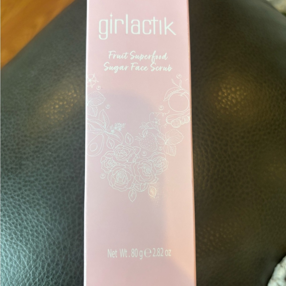 Girlactik Fruit Superfood Sugar Face Scrub - Pink